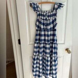 Adorable summer dress!